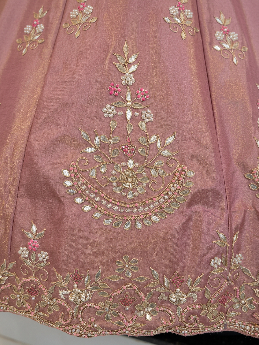 Bridal Lehnga - Anas - 1409 — Fabric texture