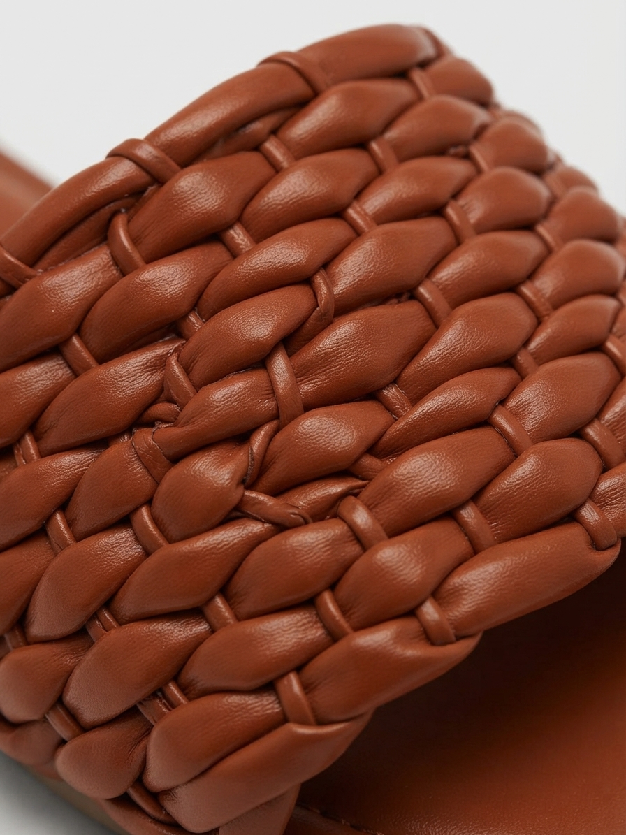 Macro — work close-up