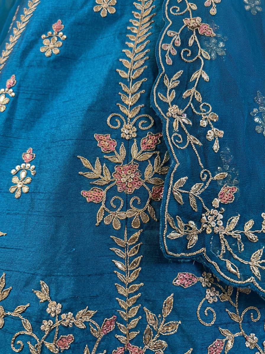 Bridal Lehnga - Anas - 1368 — Macro — work close-up